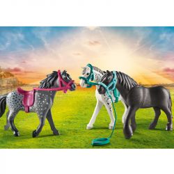 3 chevaux Frison, Knabstrupper, Andalou Playmobil