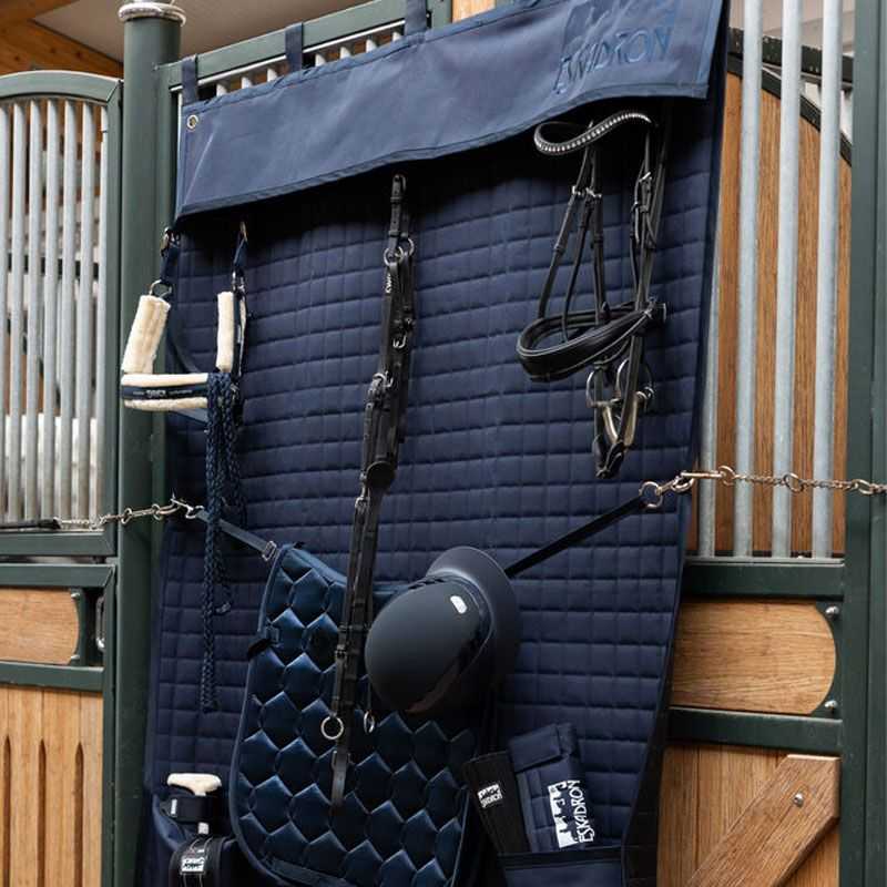Tenture matelassée grand modèle Eskadron Tenture matelassée grand modèle Eskadron