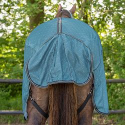 Chemise anti-mouches avec encolure et bonnet QHP