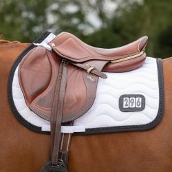 Tapis de selle numéro