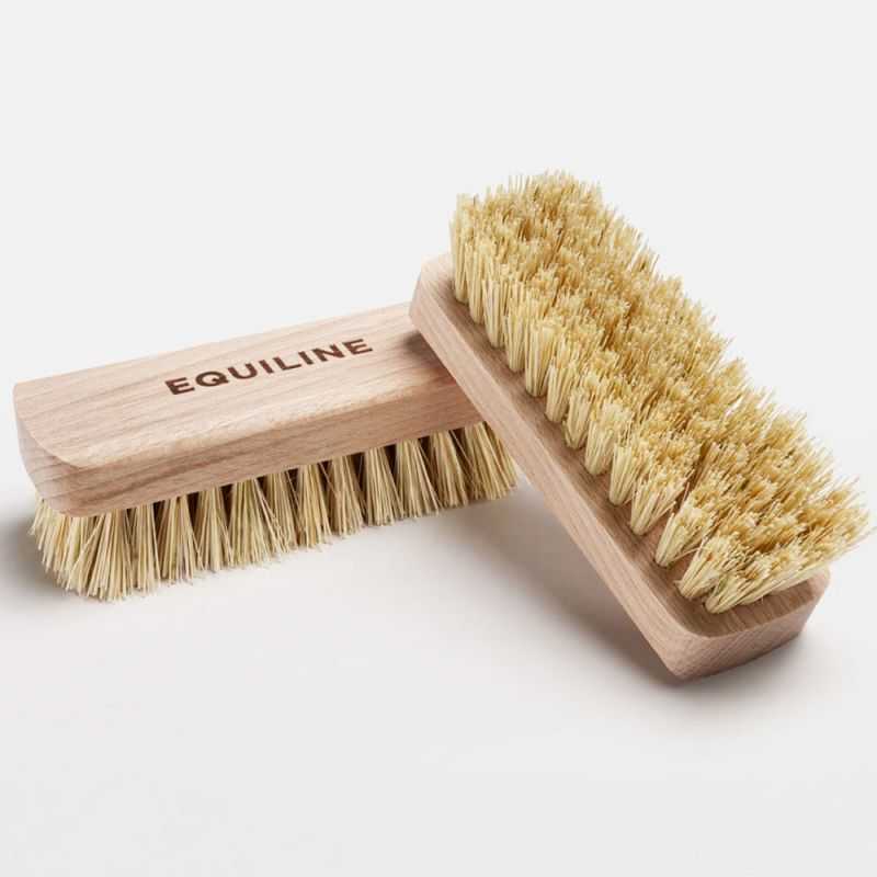 Brosse pour Casques et Airbag Equiline Brosse pour Casques et Airbag Equiline