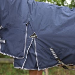 Couverture d'extérieur avec cou intégré 300 g QHP
