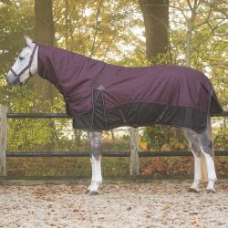 Couverture d'extérieur 1200D 150 G avec cou Collection QHP