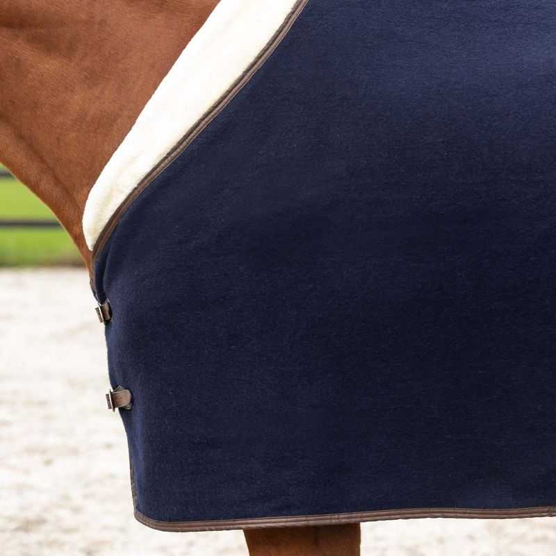 Couverture polaire avec sangles Q-essentials Basic QHP