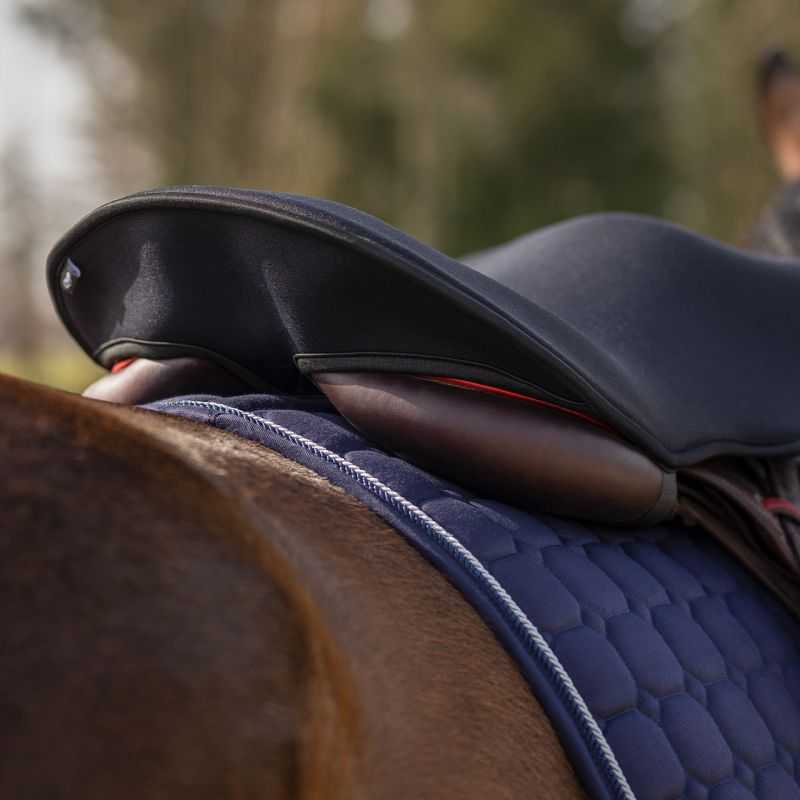 Dessus de selle à mémoire de forme QHP