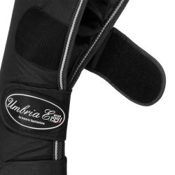 Ensemble de protections de transport avec renforts en cuir
